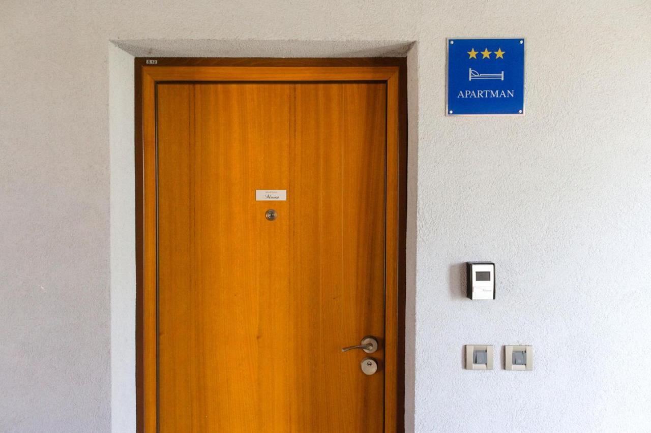 Apartment Moon Ρόβινι Εξωτερικό φωτογραφία